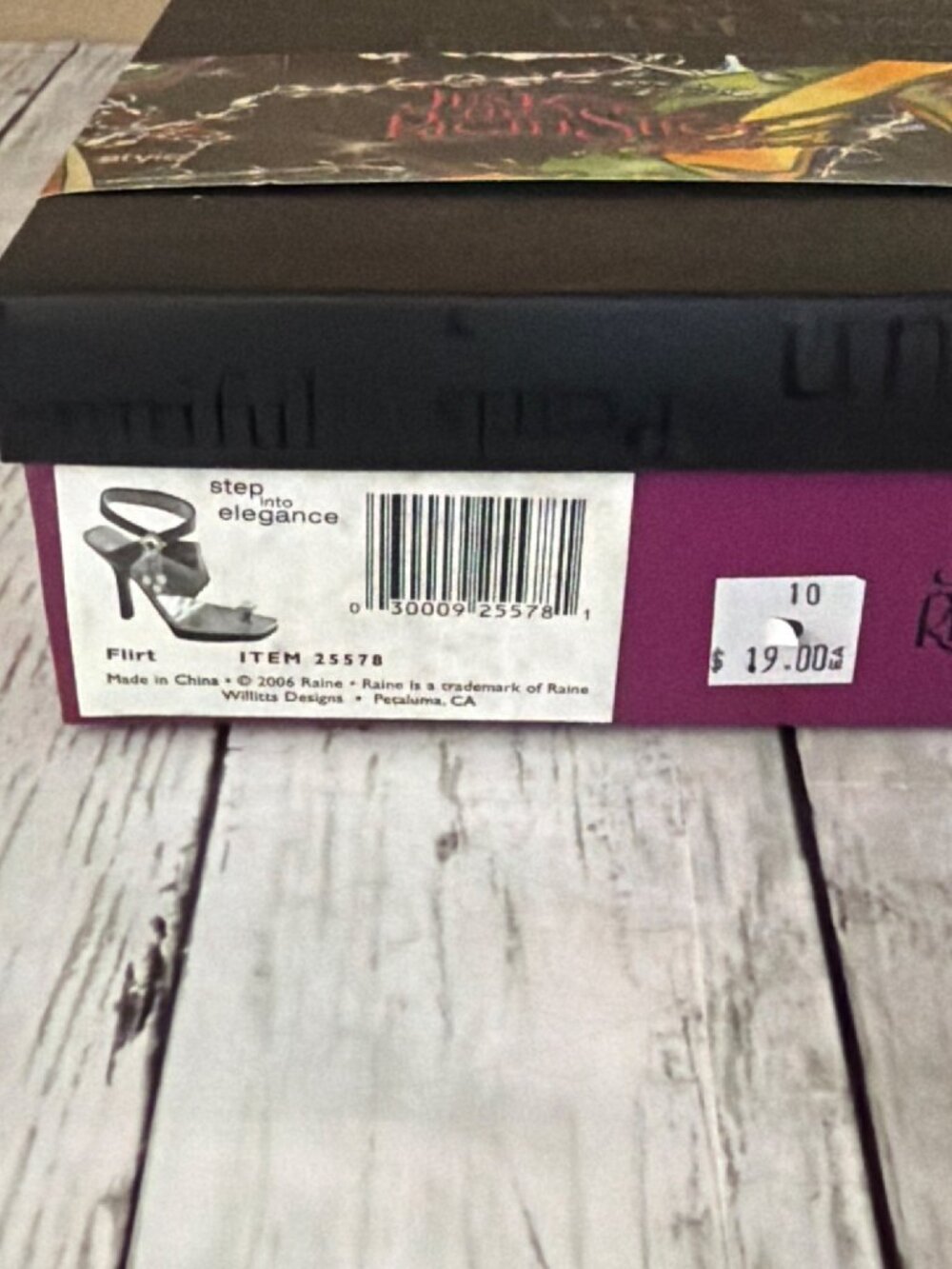 2006 Just the Right Shoe by Raine "Flirt" Mini Shoe Figurine #25578 NEW w/Box - Picture 2 of 13